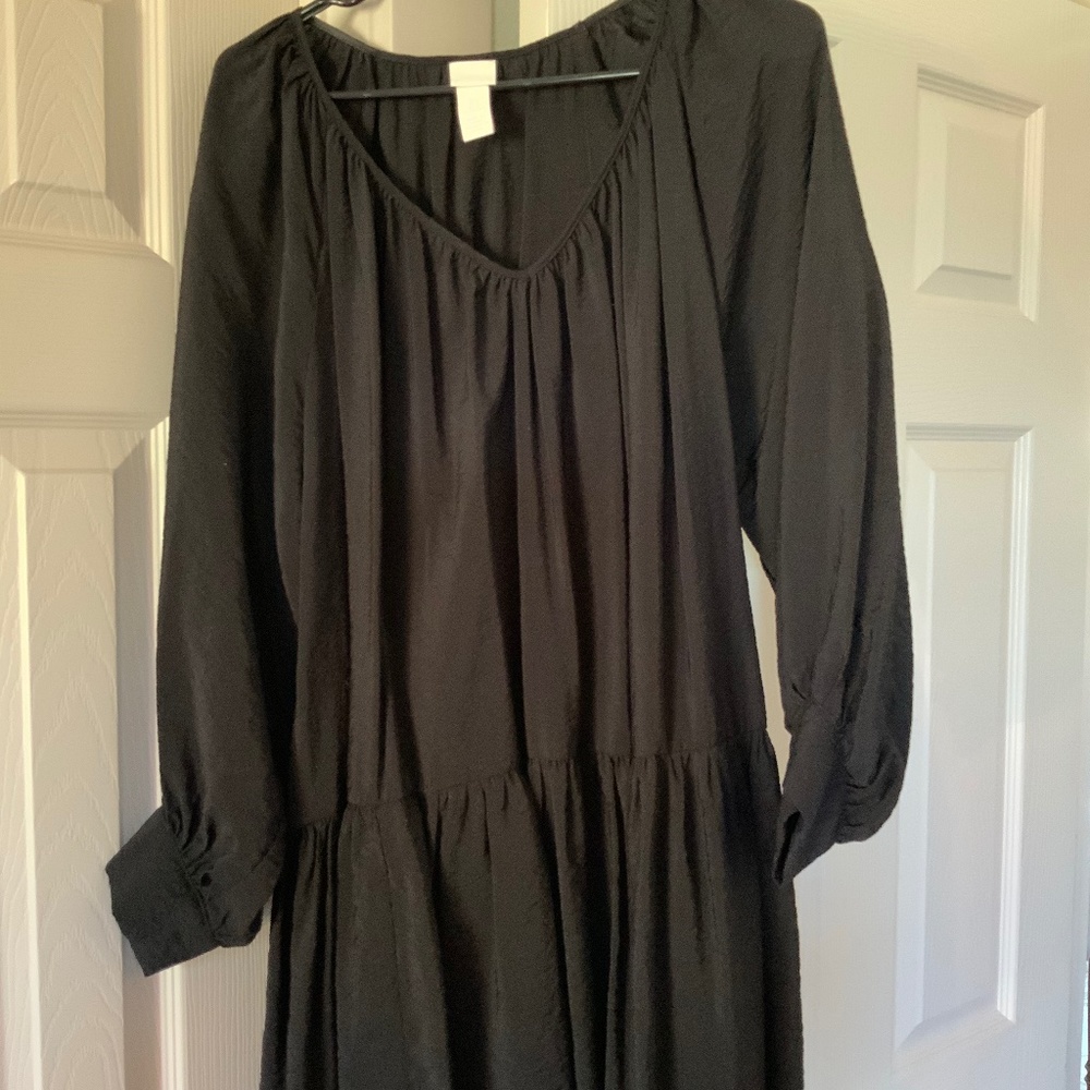 HM black dress